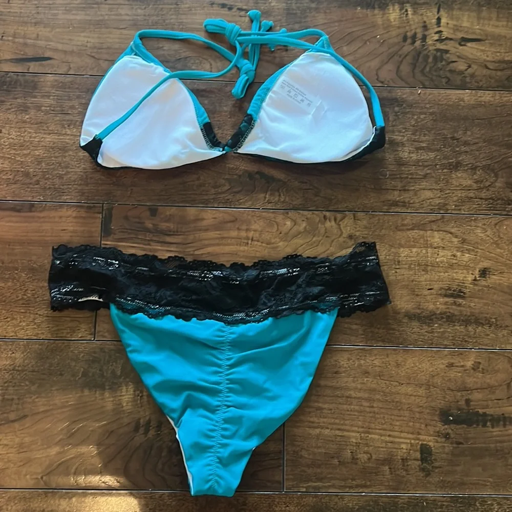 Women’s Hot Teal & Black Lace Bikini With Adjustable Cups. Size M. Brand New. - Picture 2 of 4